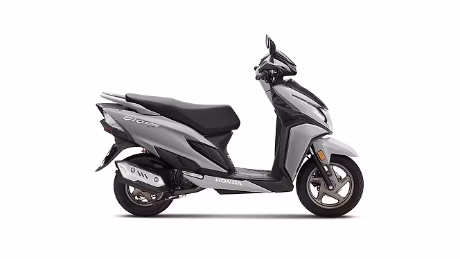 Dio 125 scooty available for rent